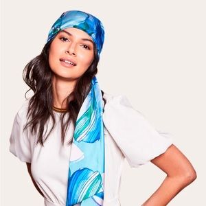 Eugenia Kim headscarf